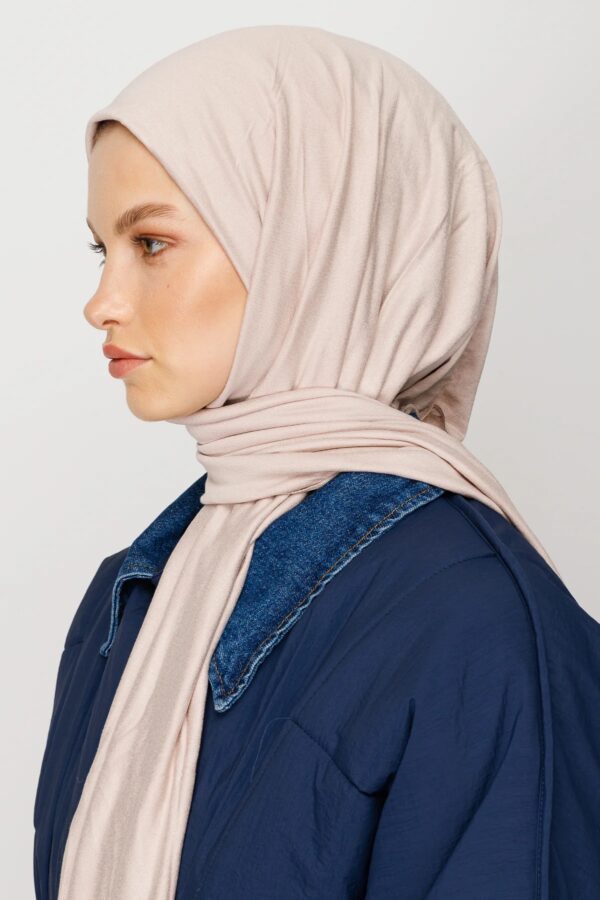 ⁦شال فانيلة شيلة⁩ - الصورة ⁦2⁩