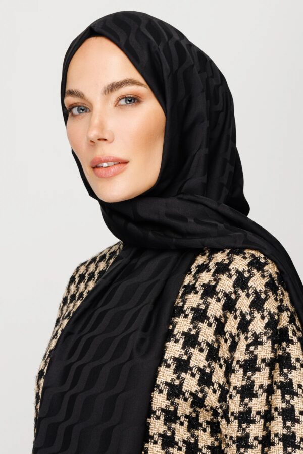 شال جاكار حريري
