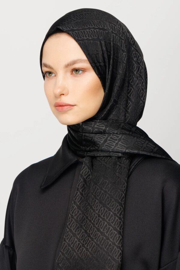 شال جاكار لامع