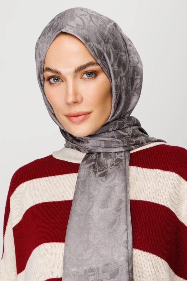 ⁦شال جاكار لامع⁩ - الصورة ⁦6⁩